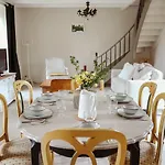 Chateau De La Vallade ゲストハウス Saint-Porchaire