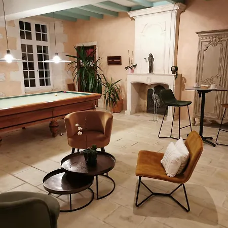בית הארחה Chateau De La Vallade Saint-Porchaire