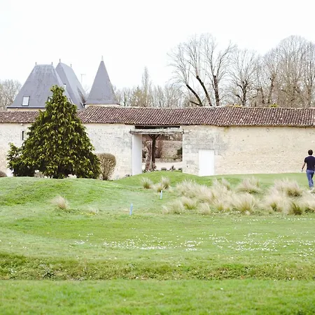 Chateau De La Vallade Gasthuis Saint-Porchaire