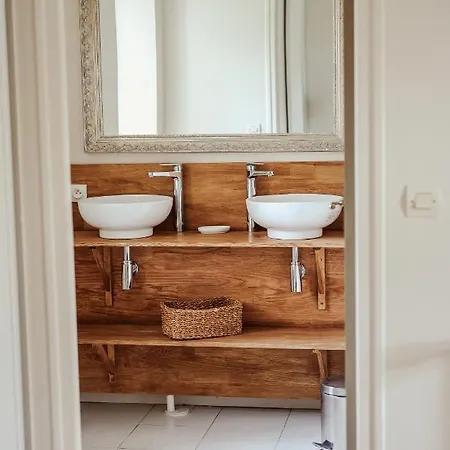 Chateau De La Vallade Πανσιόν *