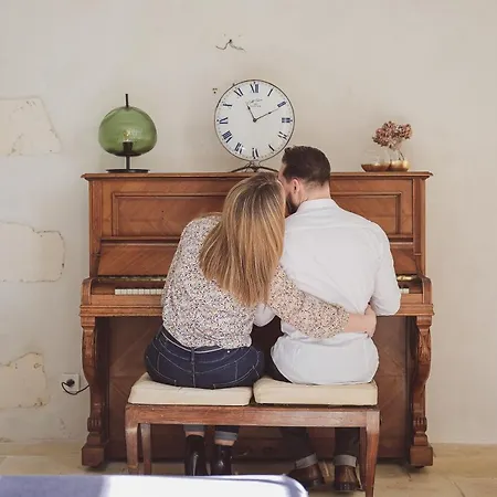 Chateau De La Vallade Guest house Saint-Porchaire