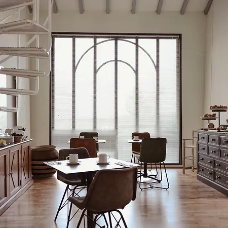 Chateau De La Vallade * Saint-Porchaire