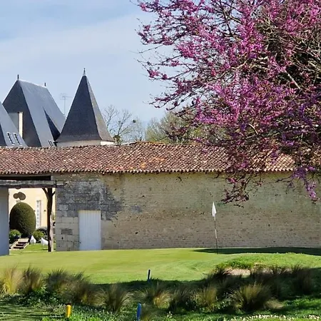 Chateau De La Vallade * Saint-Porchaire