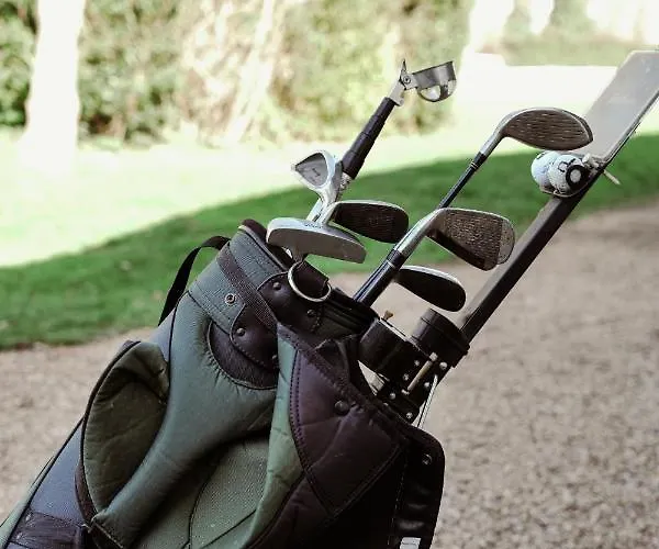 Guest house Chateau De La Vallade *