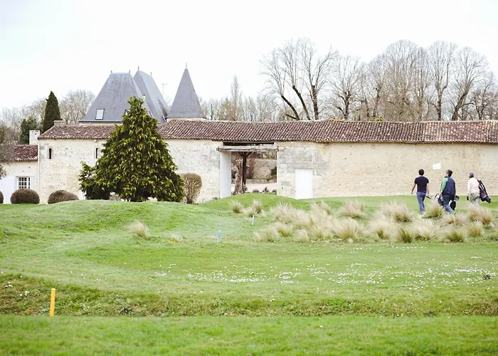 Chateau De La Vallade Pensión Saint-Porchaire