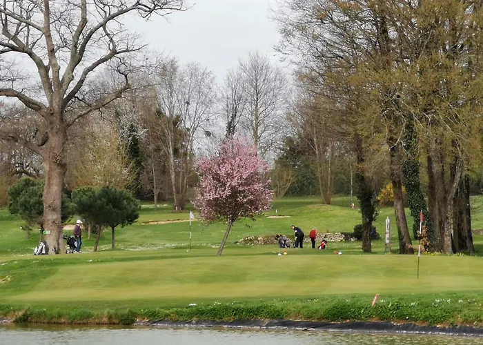 Chateau De La Vallade Penzion Saint-Porchaire