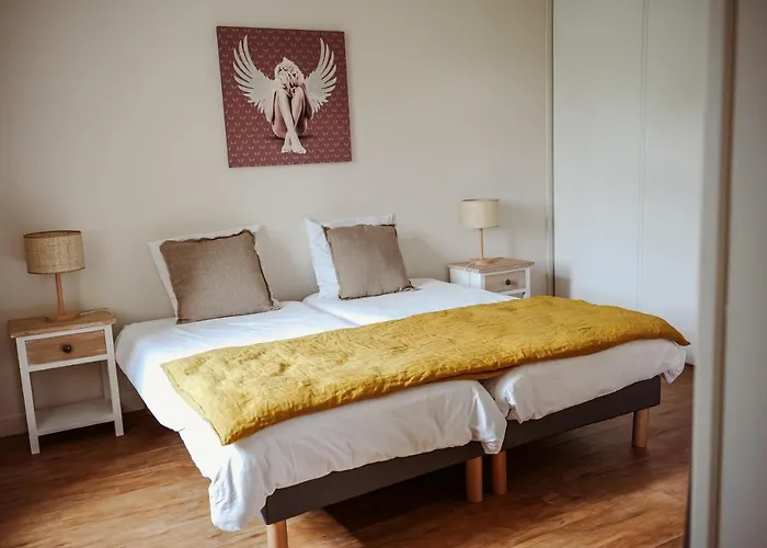 Chateau De La Vallade