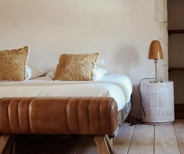 Chateau De La Vallade