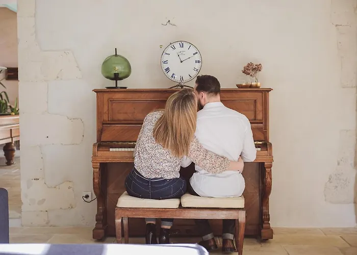 Chateau De La Vallade Penzion Saint-Porchaire