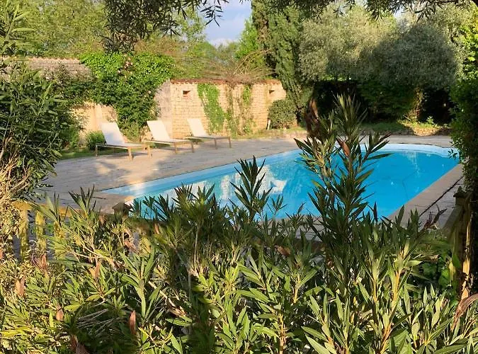 Chateau De La Vallade *